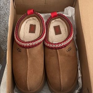 UGG Tazz II Sheepskin slippers